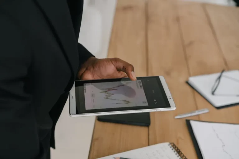 Why techslassh.com Could Fit a Wider business, tech, and personal growth Content Strategy